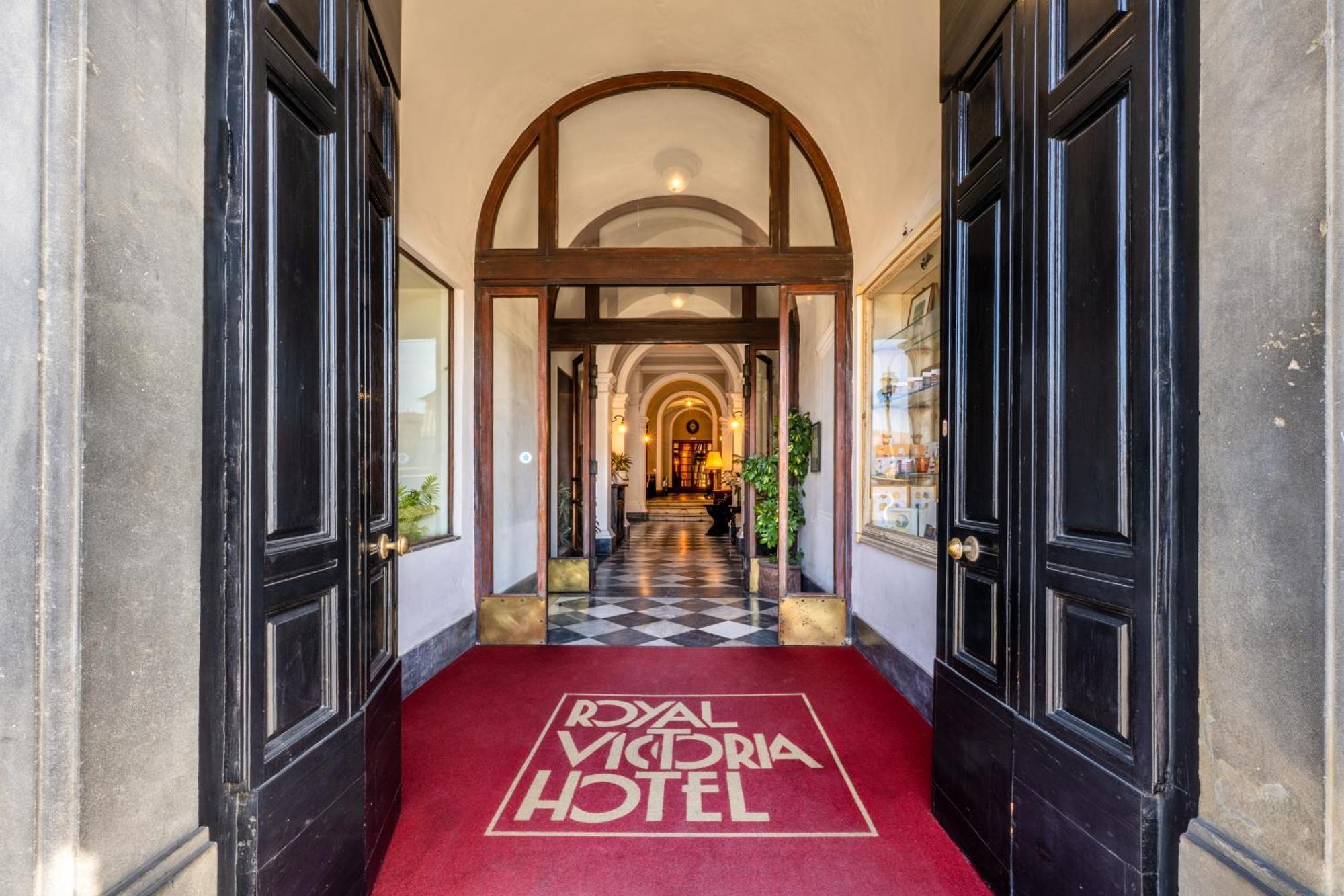 Royal Victoria Hotel Пиза Екстериор снимка